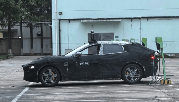 小米第二款純電SUV車型或?qū)⒂诿髂?、3月上市